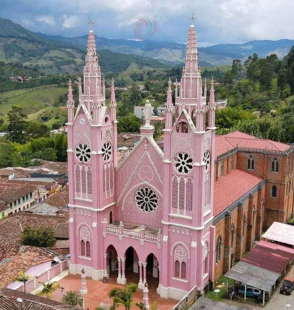 Santuario de Santa Laura